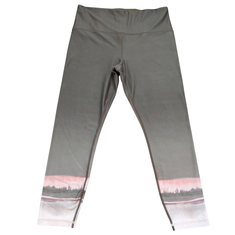 Athleta Elation 7/8 Tight Legging Women's Size L Gray Pink Landscape Print